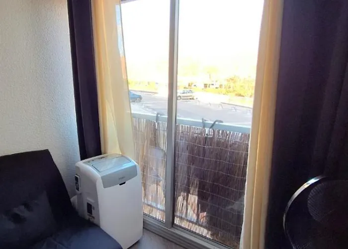 Pour 4 Personnes Proche Du Port Et Des Plages * Agde